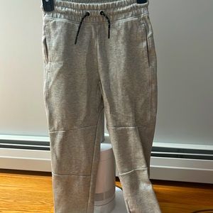 Gap kids size large. Gray sweatpants. Reinforced knee. Never worn.